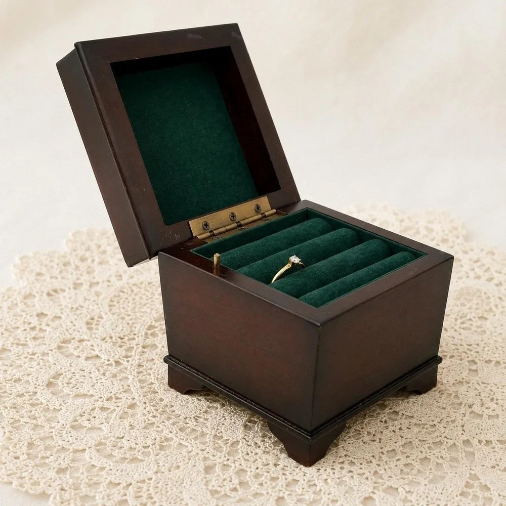 Vintage Bombay Company Music Jewelry Ring Box Wood Green Velvet ~ 5